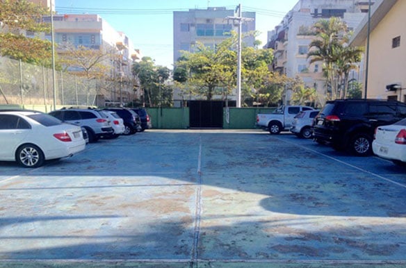 Estacionamento da Pousada Parque Suítes